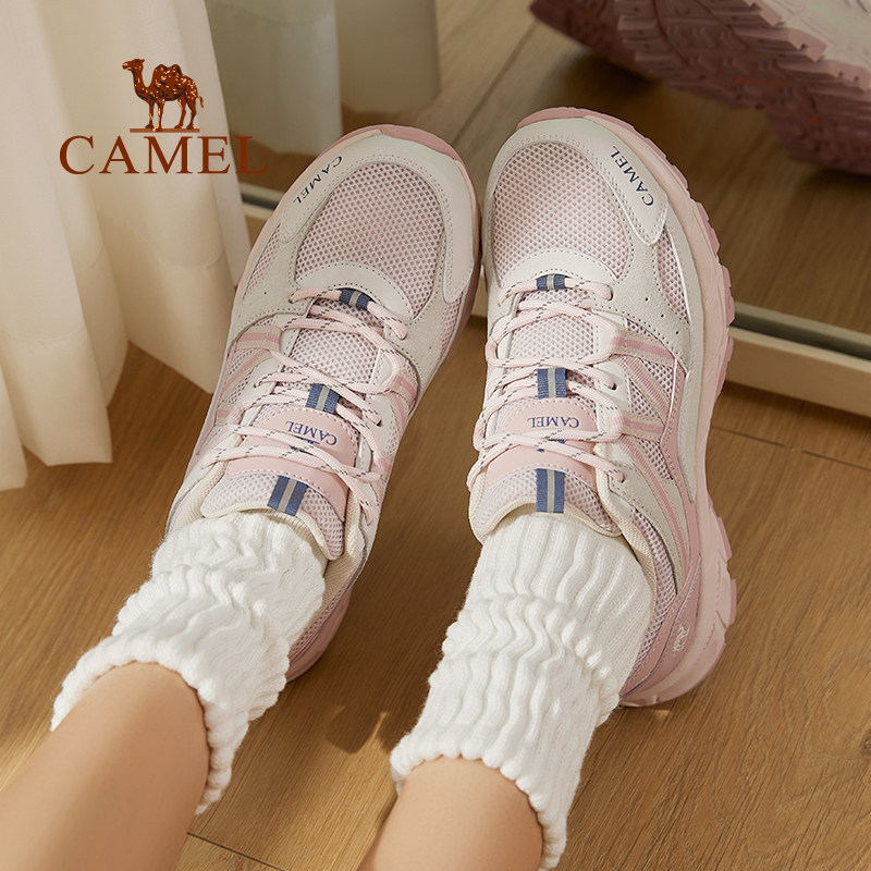  骆驼登山鞋/徒步鞋