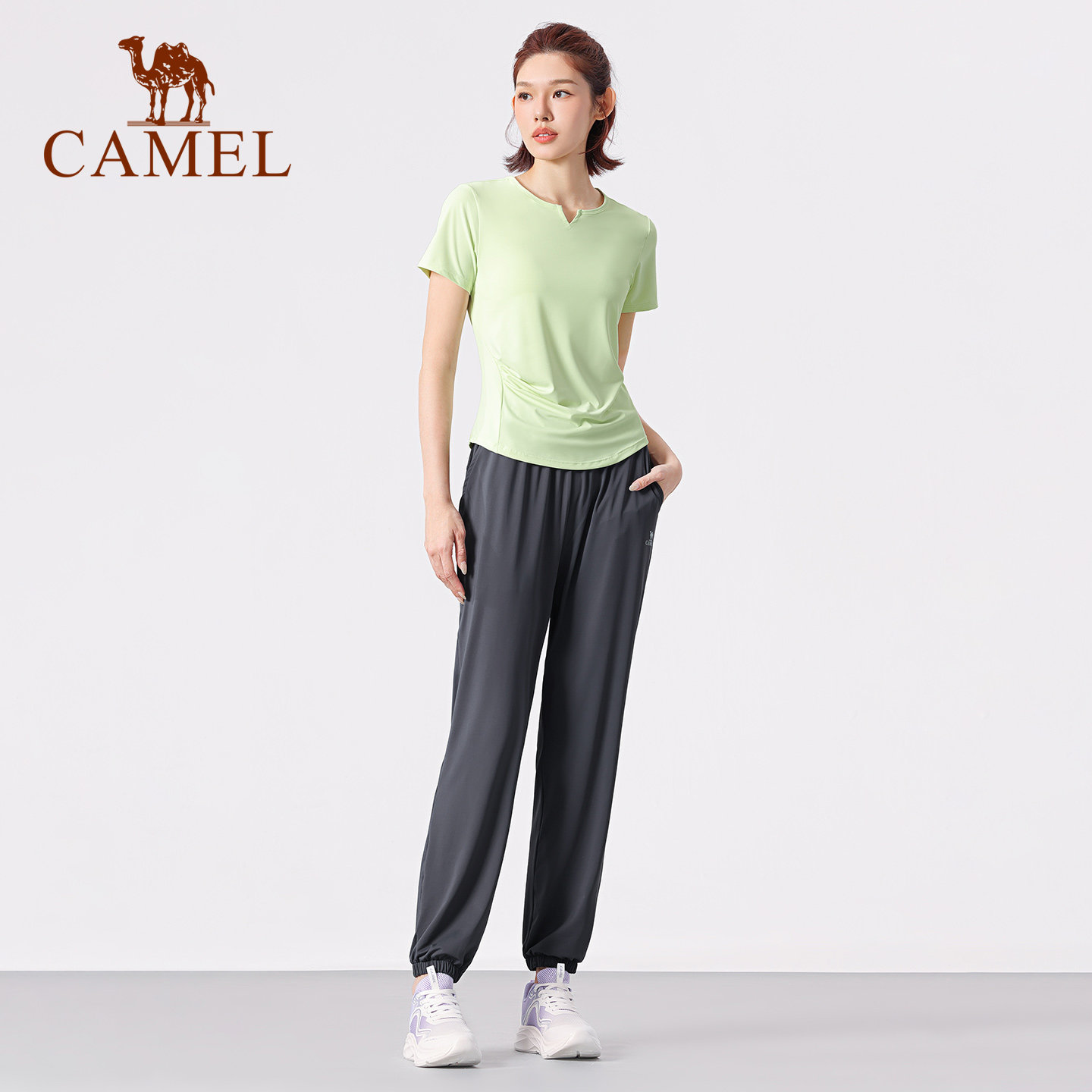 骆驼瑜伽服套装女夏季户外跑步服短袖运动服时尚专业健身服两件套