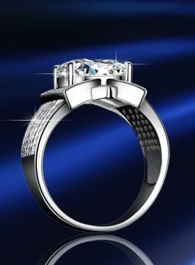 瑰匠女莫桑钻高级5克拉戒指