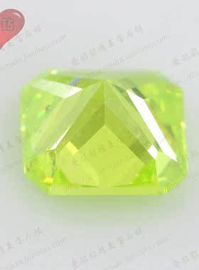 正方倒角浅淡果绿色锆石裸石戒面 小八角形尖底CZ宝石界面首饰diy