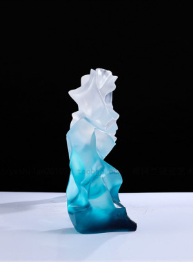 透明蓝色渐变树脂抽象装置假山石