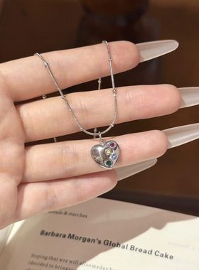 跨境简约复古彩色锆石爱心项链女蛇骨链轻奢钛钢不掉色桃心锁骨链