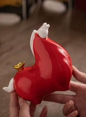 红色陶瓷唐马一对招财家居玄关酒柜桌面摆件办公室吉祥物生肖马