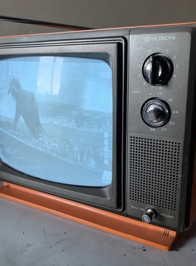 老街文创装饰摆件黑白老式电视机