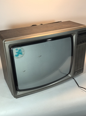 80年代牡丹木壳显像管电视机摆件