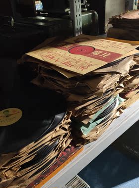 音乐餐厅会所橱窗道具摆件留声机