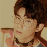 Очки миопии рамки ni ni Тот же стиль 2025 Новый г -дома Модные мужчины и женщины Полигональный квадратный оптический плоский световой зеркал