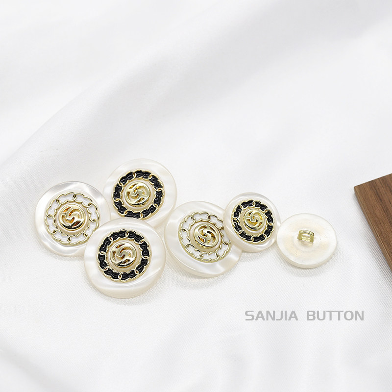 复古风树脂金属双拼纽扣高档毛毛外套装饰扣女士羊绒大衣毛衣扣子,淘宝优惠券,粉丝福利购,淘宝优惠卷