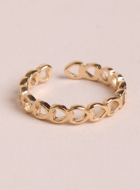 法国小众设计师WAEKURA品牌24春天系列Nouria镂空爱心串联ins戒指