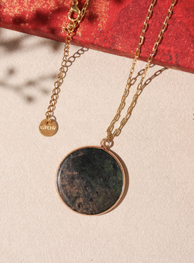 巴黎LITCHI正品天然石大圆盘清冷感轻奢绿松猫眼石百搭毛衣链项链