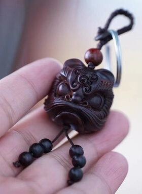 小叶紫檀醒狮手把件汽车钥匙扣挂件文玩吊坠男士红木雕刻把玩手件