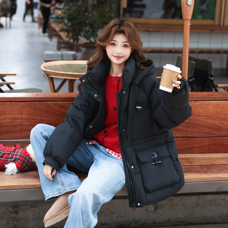 加肥260特大码短款羽绒服女2025冬季胖mm韩版收腰90鸭绒外套200斤 - 图0