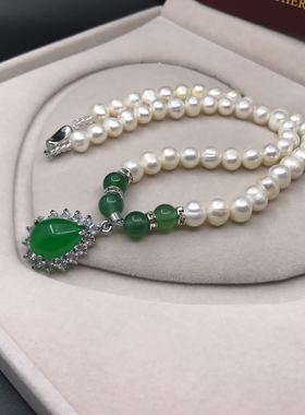 珍珠项链玛瑙节日妈妈