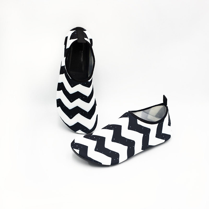 室内健身鞋男女专用跑步训练防滑软底跳绳静音跑步机瑜伽鞋运动鞋