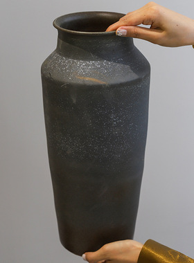 中古风家居摆件纯手工陶瓷花瓶黑色高档落地瓷瓶客厅玄关插花器