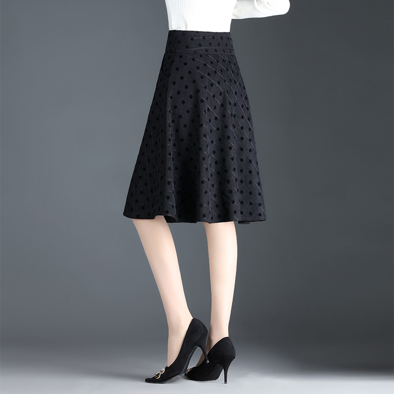 秋季高腰黑色a字小摆裙新款半身裙 都孜妮半身裙