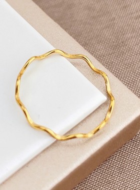 女钛钢冷淡风波浪形指环不掉色