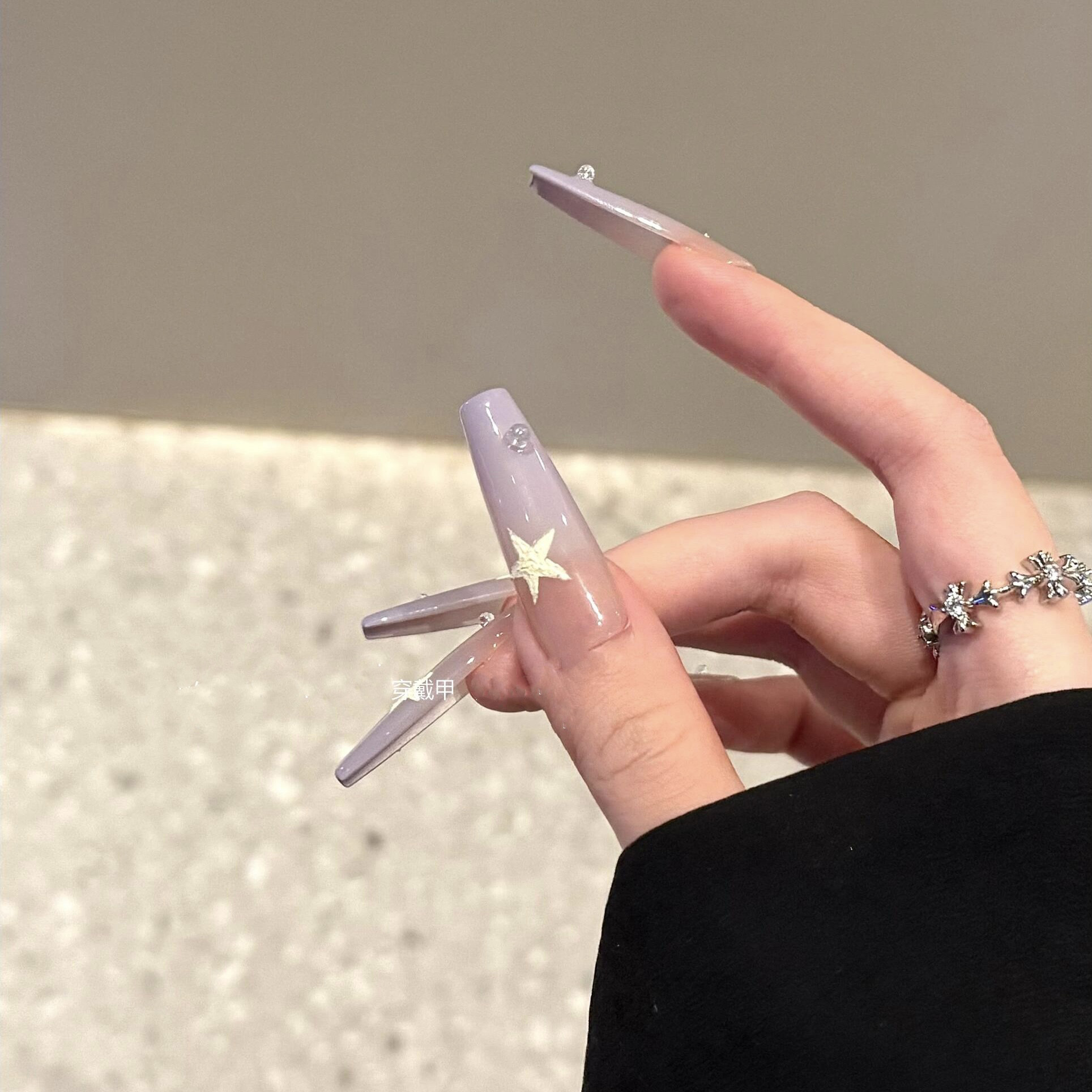 【紫韵】纯手工穿戴甲高级感紫色渐变中长款梯五角星显白美甲贴片,淘宝优惠券,粉丝福利购,淘宝优惠卷