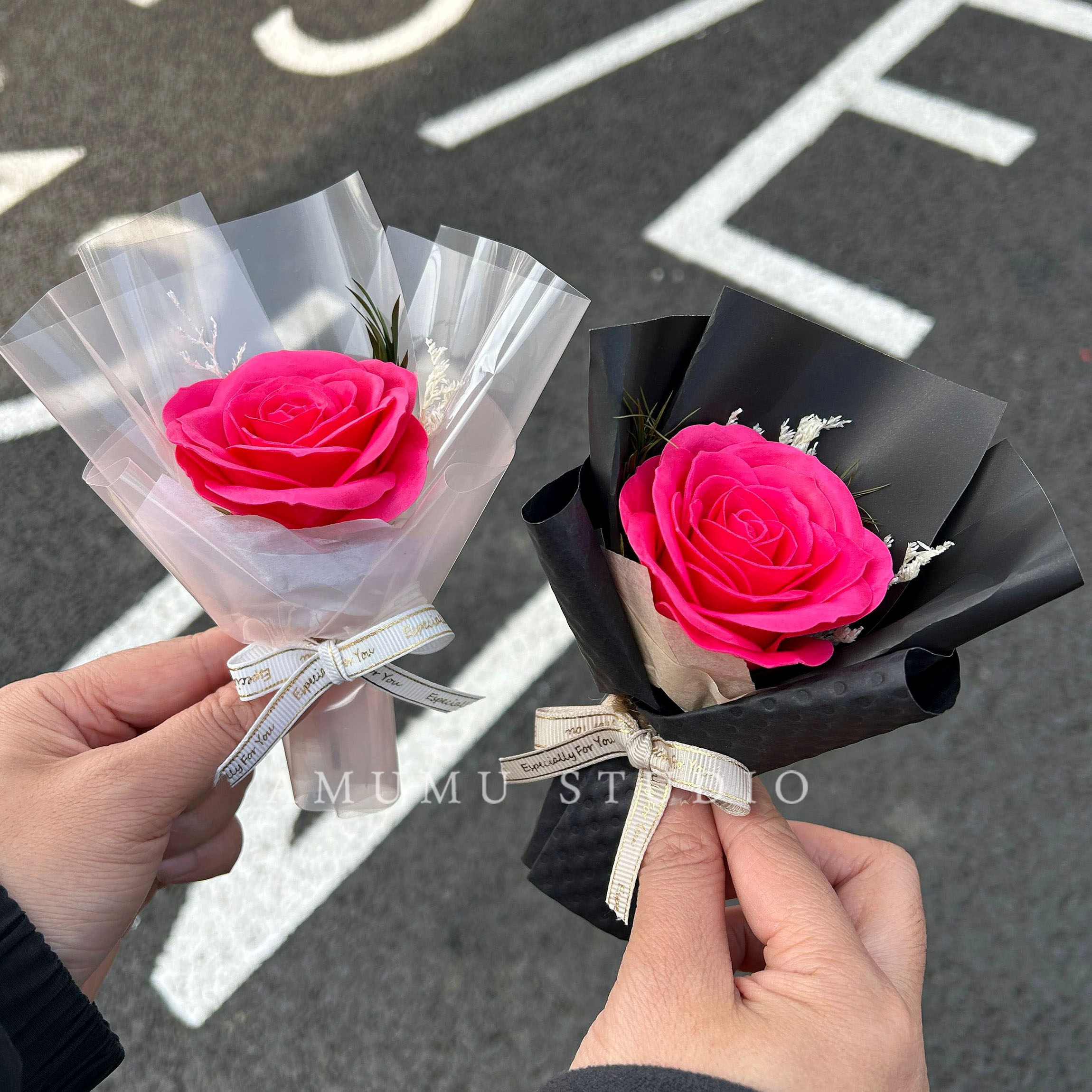 乌梅子酱仿真永生玫瑰向日葵迷你花束见面伴手送女生日情人节礼物