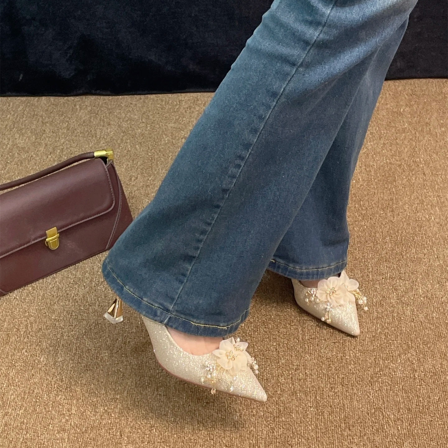 法式水钻花朵高跟鞋女2025新款尖头细跟日常可穿单鞋秀禾婚纱婚鞋,淘宝优惠券,粉丝福利购,淘宝优惠卷
