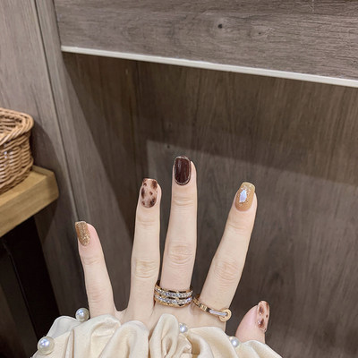 淳贵人假指甲贴片网红秋冬时尚显白豹纹美甲成品手工光疗穿戴甲片 虎窝淘