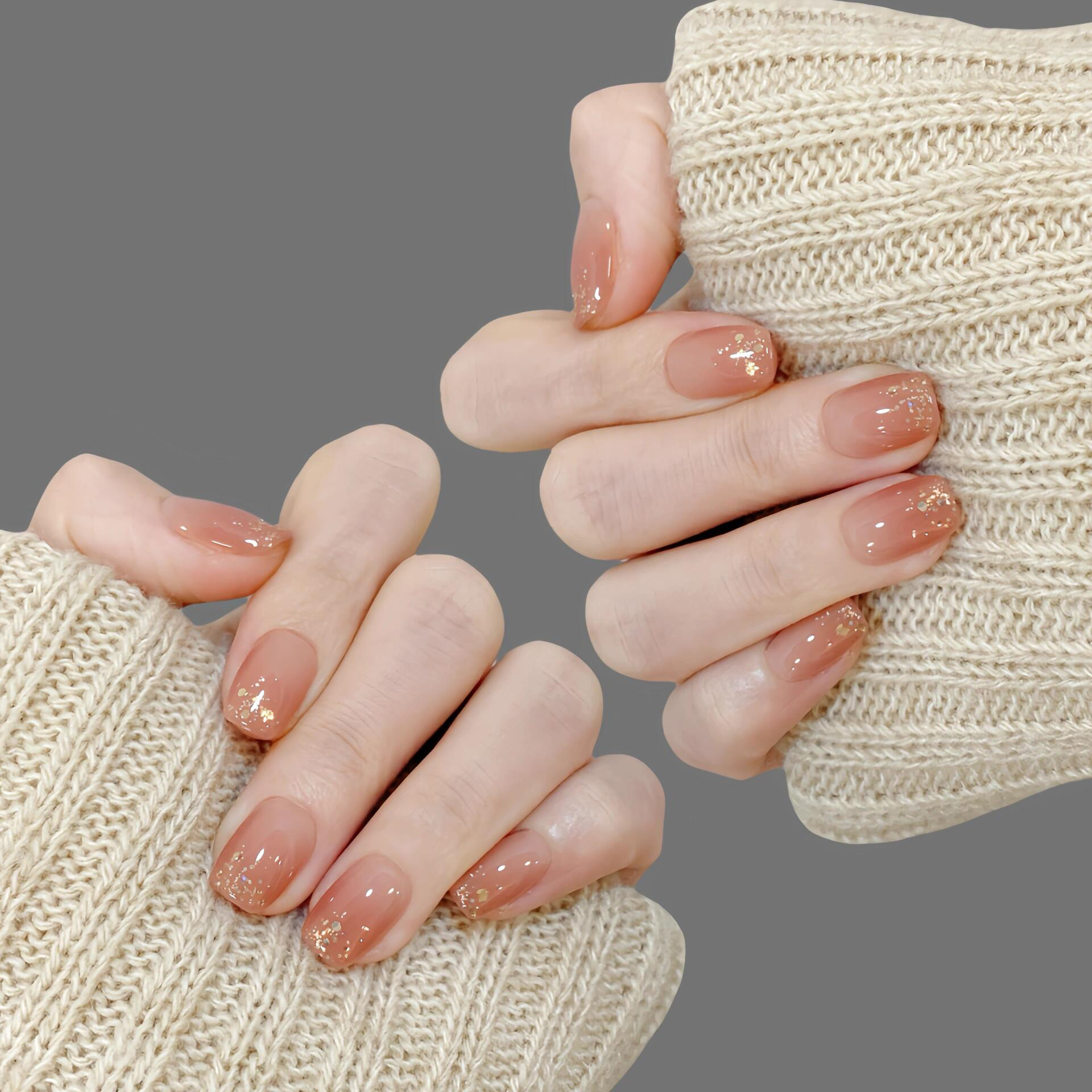 淳贵人纯手工穿戴甲 新款温柔显白简约裸色闪粉亮片手指美甲贴片,淘宝优惠券,粉丝福利购,淘宝优惠卷