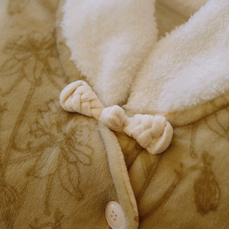 冬季加厚睡衣女士牛奶复合绒复古立领盘扣斜襟起居保暖羊羔绒套装 - 图0