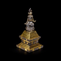 Qing Dynasty Bronze Tire gold pure silver inlaid with a mantle-shaped crystal Buddha Tower