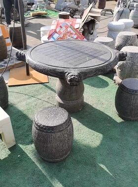 青石石桌石凳直径80高60一桌四凳不做旧