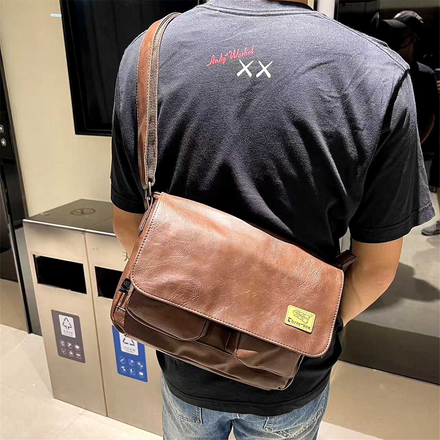 日韩青年单肩包复古邮差包潮牌男士斜挎包休闲横款翻盖多口袋背包,淘宝优惠券,粉丝福利购,淘宝优惠卷