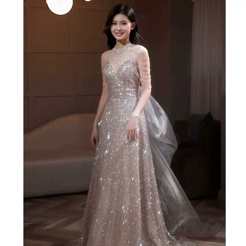 Evening dress, light luxury, niche high-end halter neck, elegant lady's art test, silver sequined toast dress, bride's high