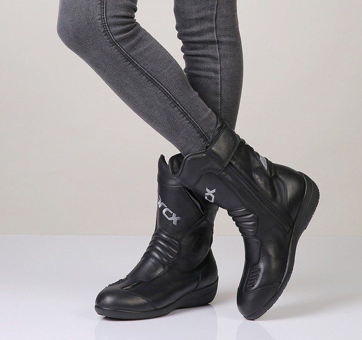 womens motorcycle shoes