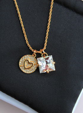 高质量甜欧美一箭穿爱心圆盘镶钻方形吊坠手长项链毛衣糖闪耀金属