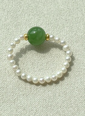 天然和田玉碧玉戒指 女款时尚小清新碧玉珍珠戒圈饰品礼物