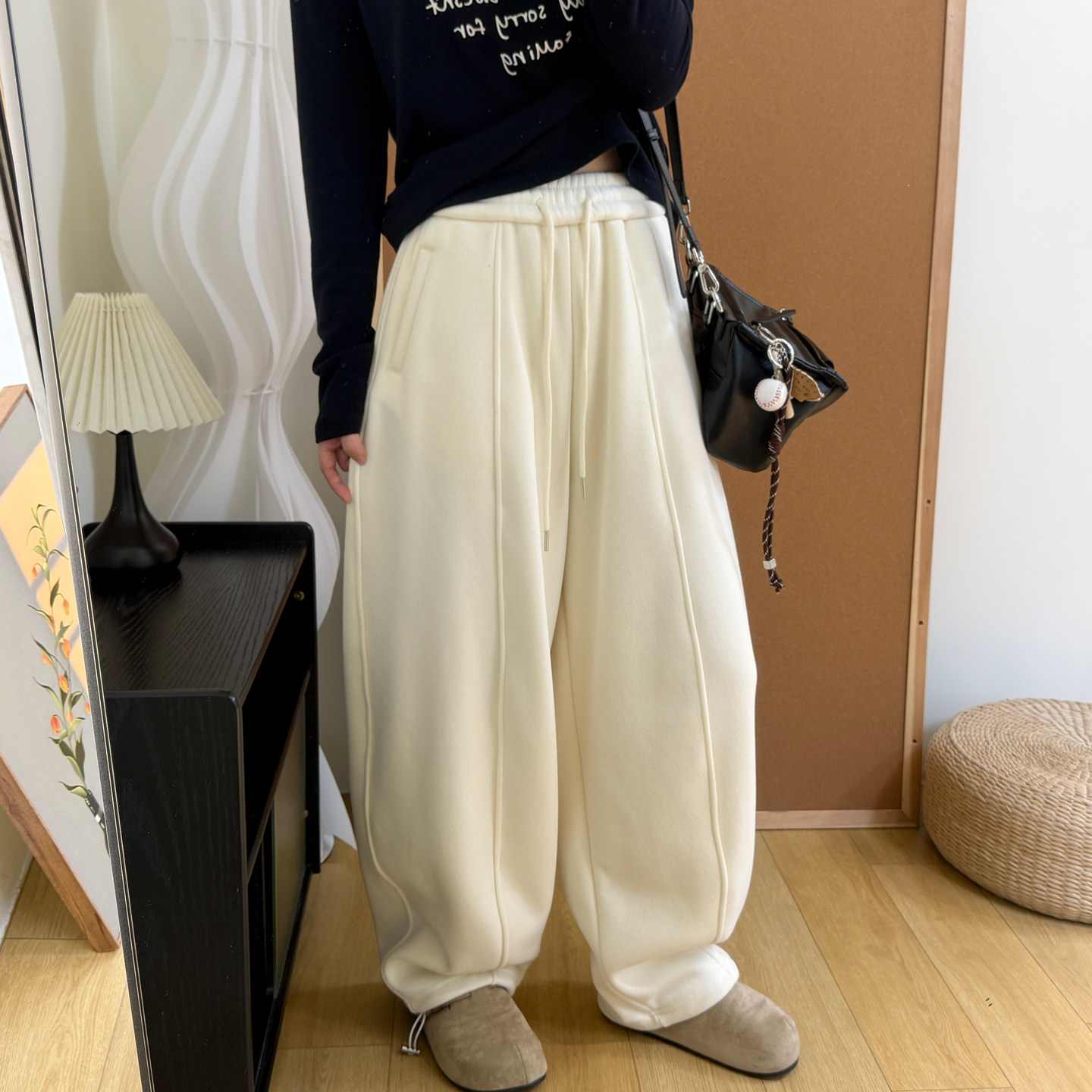 慵懒风抽绳阔腿束脚两穿卫裤女冬季松紧腰加绒加厚保暖纯色休闲裤,淘宝优惠券,粉丝福利购,淘宝优惠卷