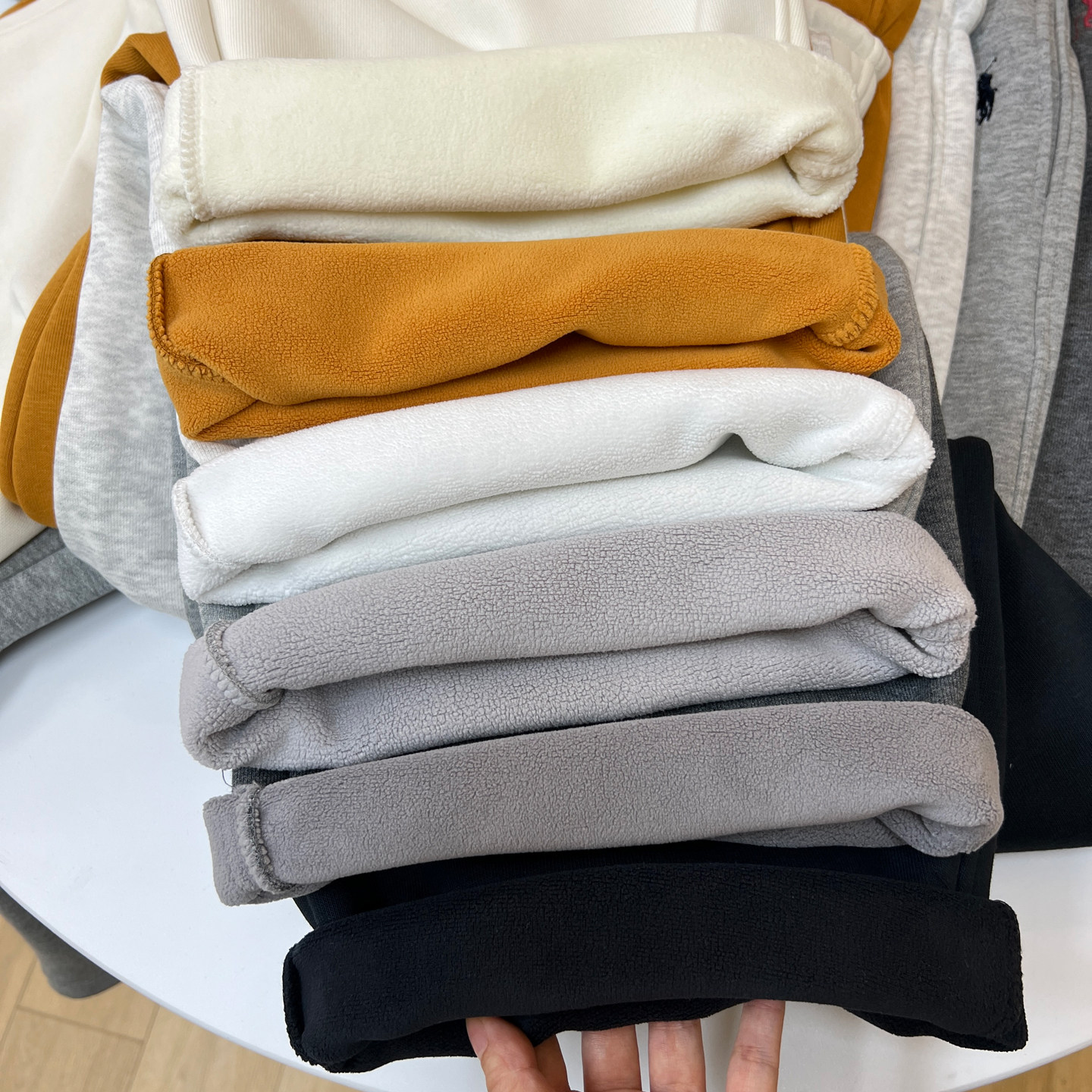 加绒加厚保暖垂坠感拖地香蕉裤冬季小马刺绣松紧腰阔腿弯刀卫裤女,淘宝优惠券,粉丝福利购,淘宝优惠卷