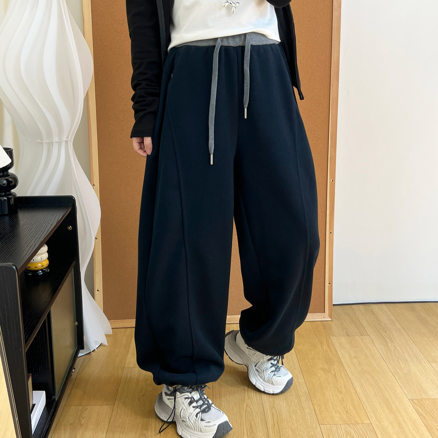 侧拉链口袋灰色加绒卫裤女秋冬加厚宽松显瘦阔腿抽绳束脚运动裤子,淘宝优惠券,粉丝福利购,淘宝优惠卷