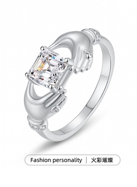 S925银双手托举方形莫桑石戒指