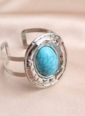 欧美风格耳钉手镯套装饰品