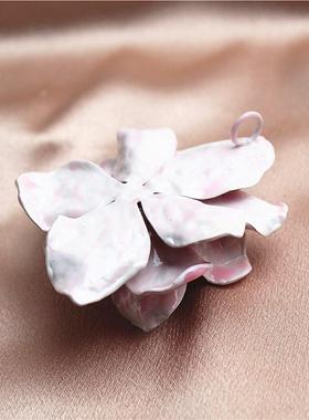 欧美夏季时髦个性滴油花瓣吊坠