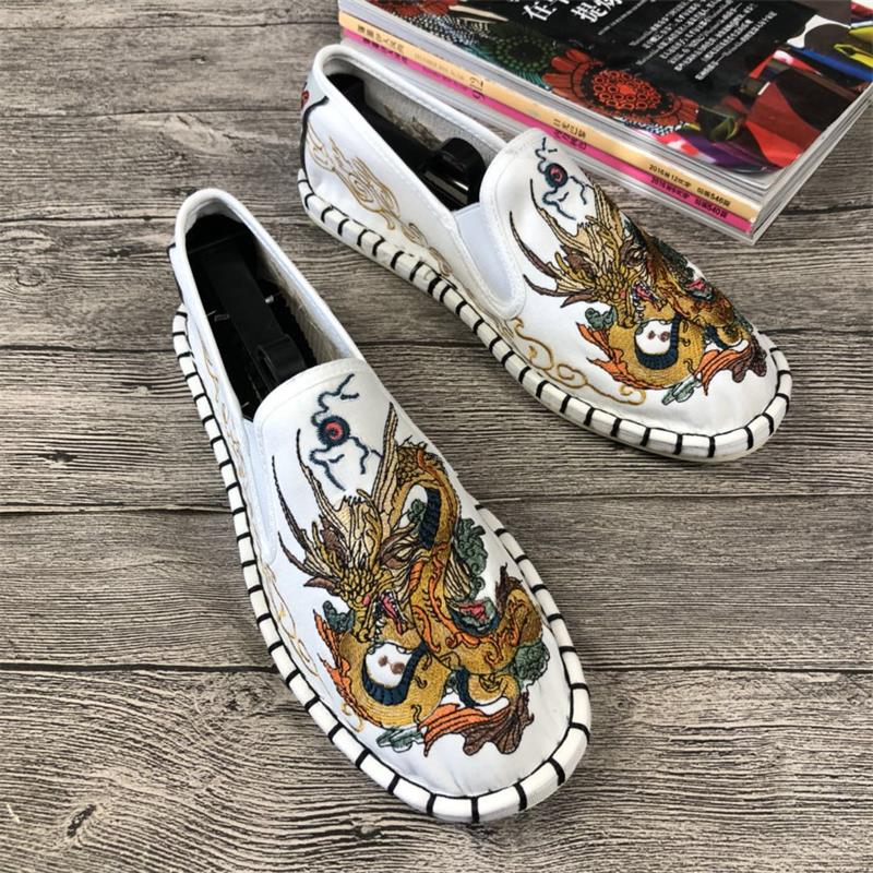 新款刺绣老北京布鞋男一脚蹬社会精神小伙懒人情侣中国风绣花国潮 - 图2