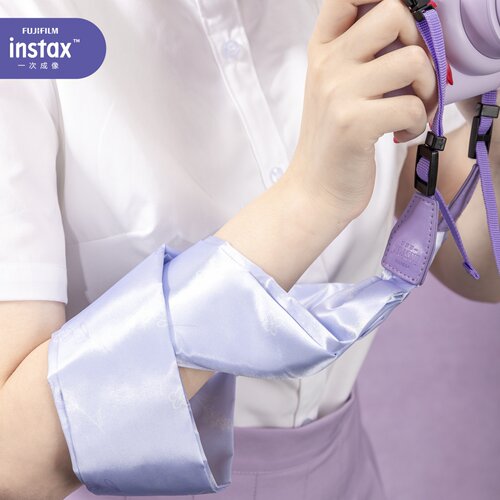 富士instax 童话夜系列 薰衣草紫-相机肩带 新品 - 图0