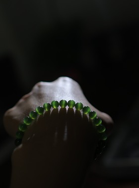 天然和田玉绿猫眼圆珠单圈手串