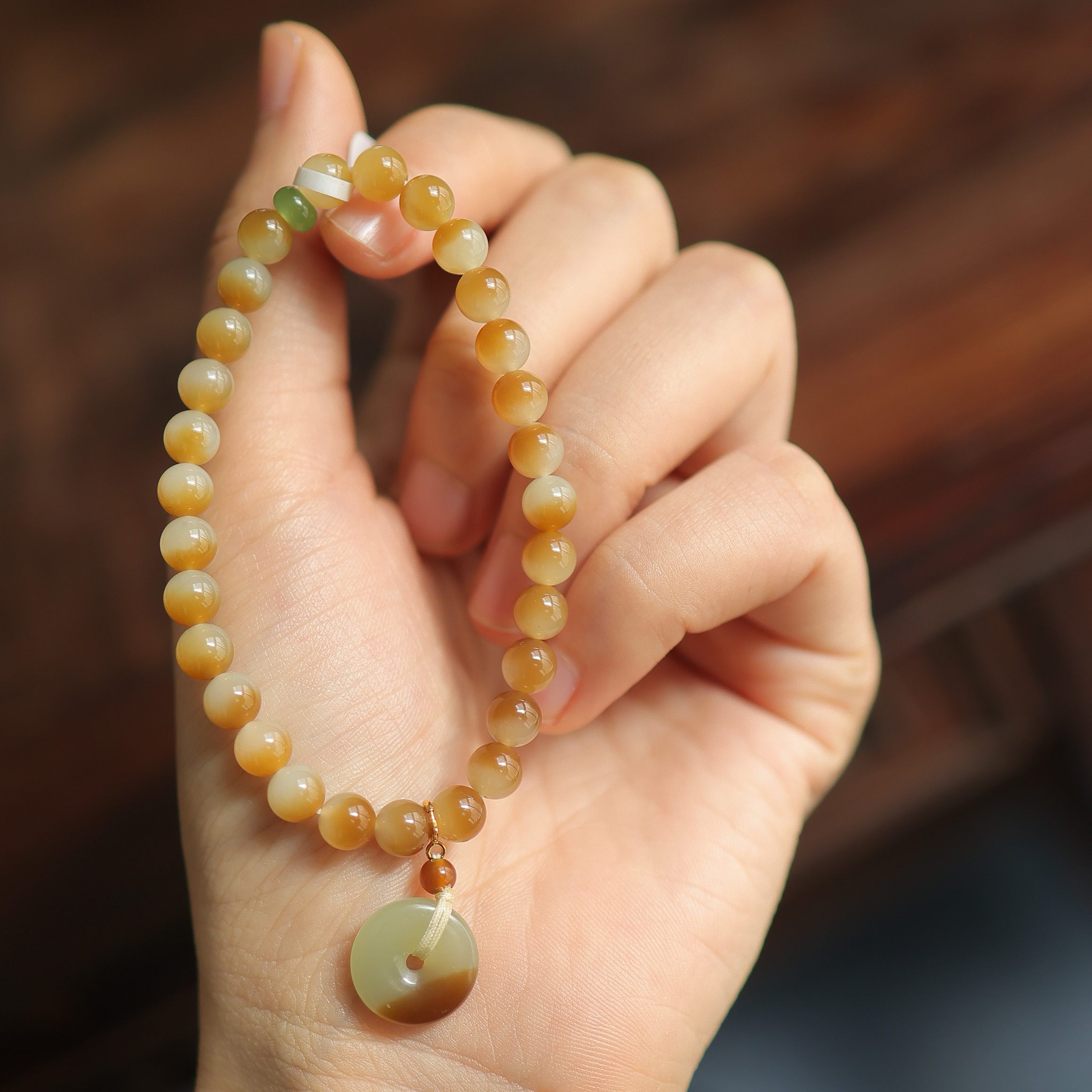 天然和田玉6mm糖白聚宝盆圆珠单圈18k金 显白冬日首选 货号14911,淘宝优惠券,粉丝福利购,淘宝优惠卷