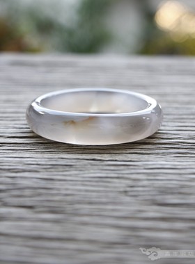 青禾淑坊古典玛瑙手镯