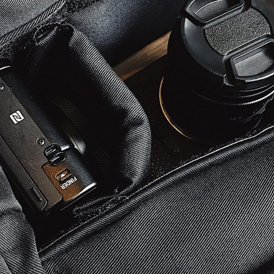 In stock KING mirrorless camera bag retro wear-resistant PU pattern mirrorless camera bag for Sony, Fuji and Leica