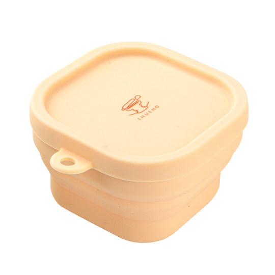 Tree-friendly silicone foldable square bowl