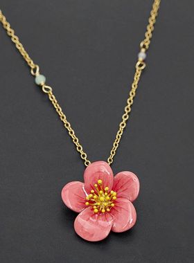 新款女饰品原创设计新款时尚红色花朵梅花项链珐琅彩釉腊梅锁骨链