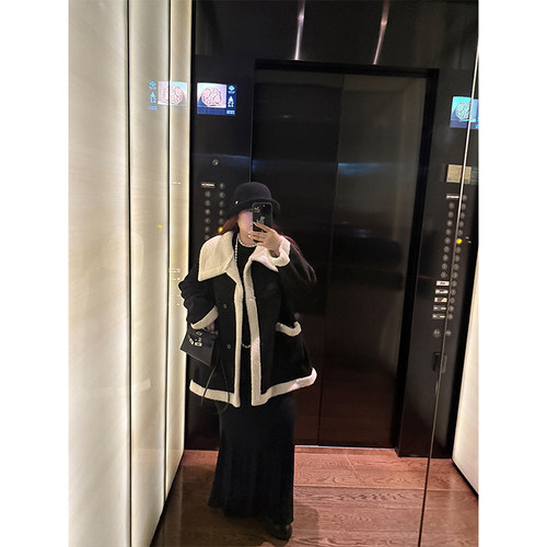 铅笔小鑫大码女装复古滤镜白绒皮毛一体哑光皮衣外套 - 图1