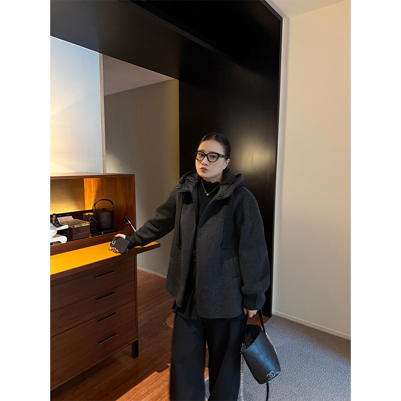 铅笔小鑫大码女装廓形街头松弛感高品棉毛羊拼接羽绒帽外套,淘宝优惠券,粉丝福利购,淘宝优惠卷